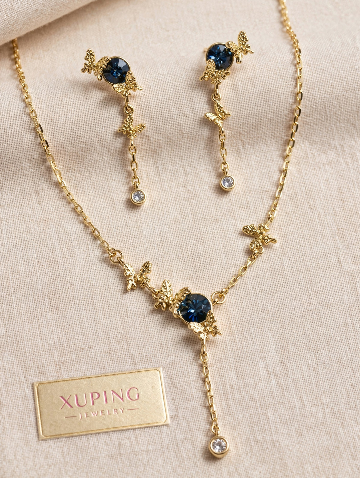Set de collar y aretes con piedras azules